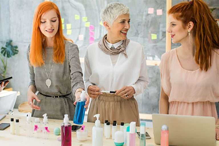 12000 emplois jeunes de plus dans la filière cosmétique