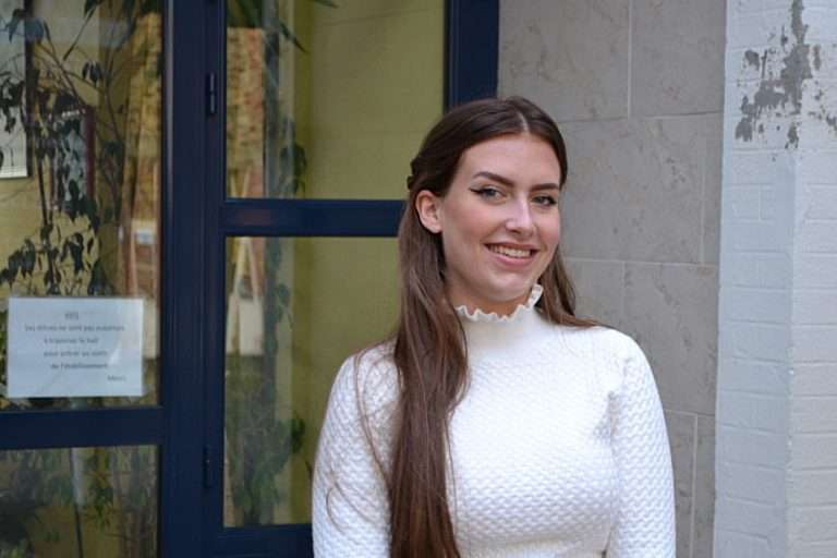 Zoe Rankers devient meilleur apprentie de France catégorie esthétique