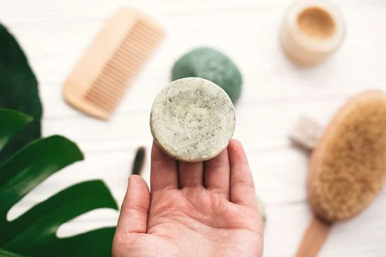 POUR OU CONTRE ELS COSMÉTIQUES SOLIDES