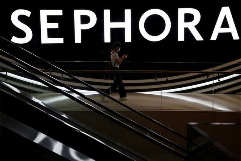 sephora a vendu ses 88 magasins en Russie