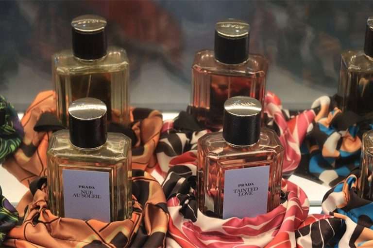 PARFUMS