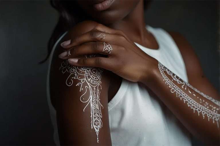 coiffure et tatouage