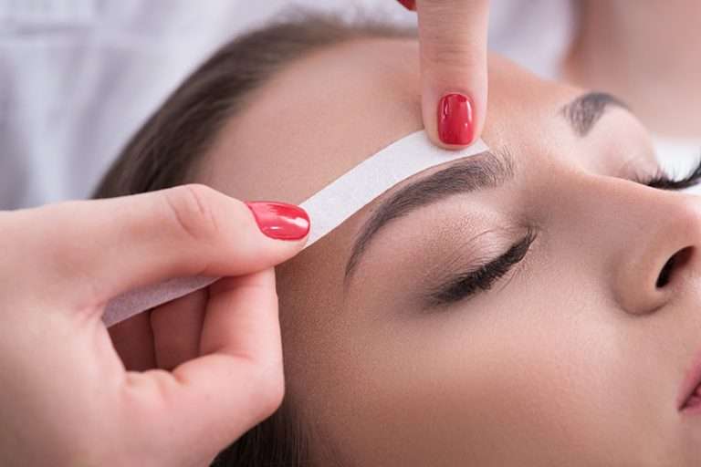 Epilation sourcil