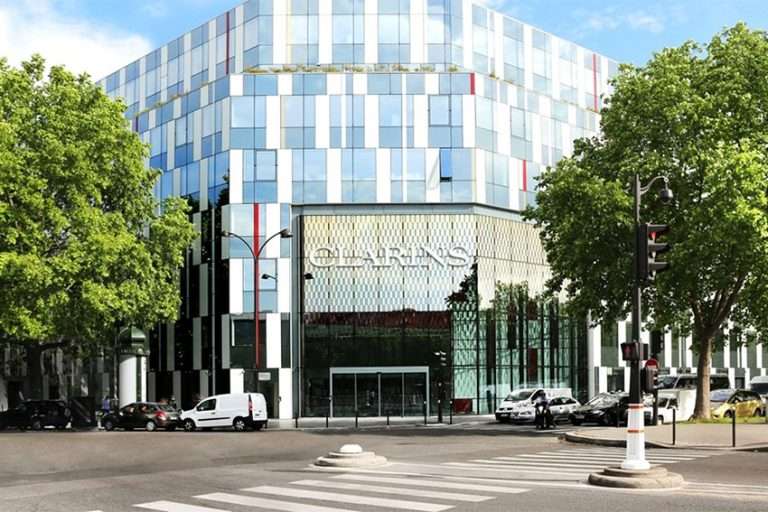 Clarins
